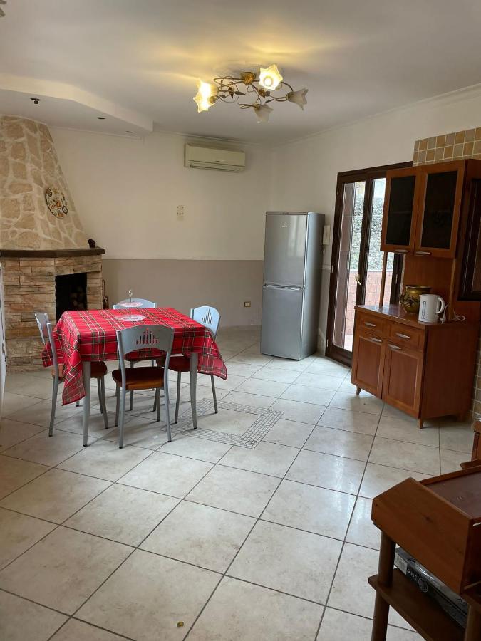 La Casa Di Mamma Apartment Naples Exterior photo